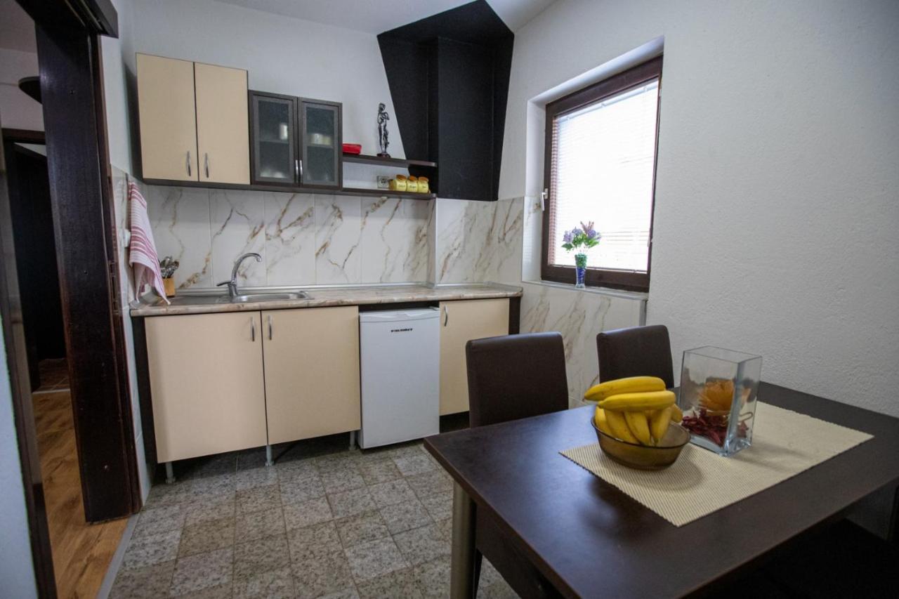 Pejik Apartment Ohrid Esterno foto